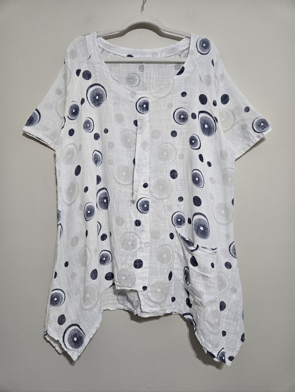 Women’s White Gauze Circle Print Lagenlook Top Short Sleeve Pocket Asym Hem XL